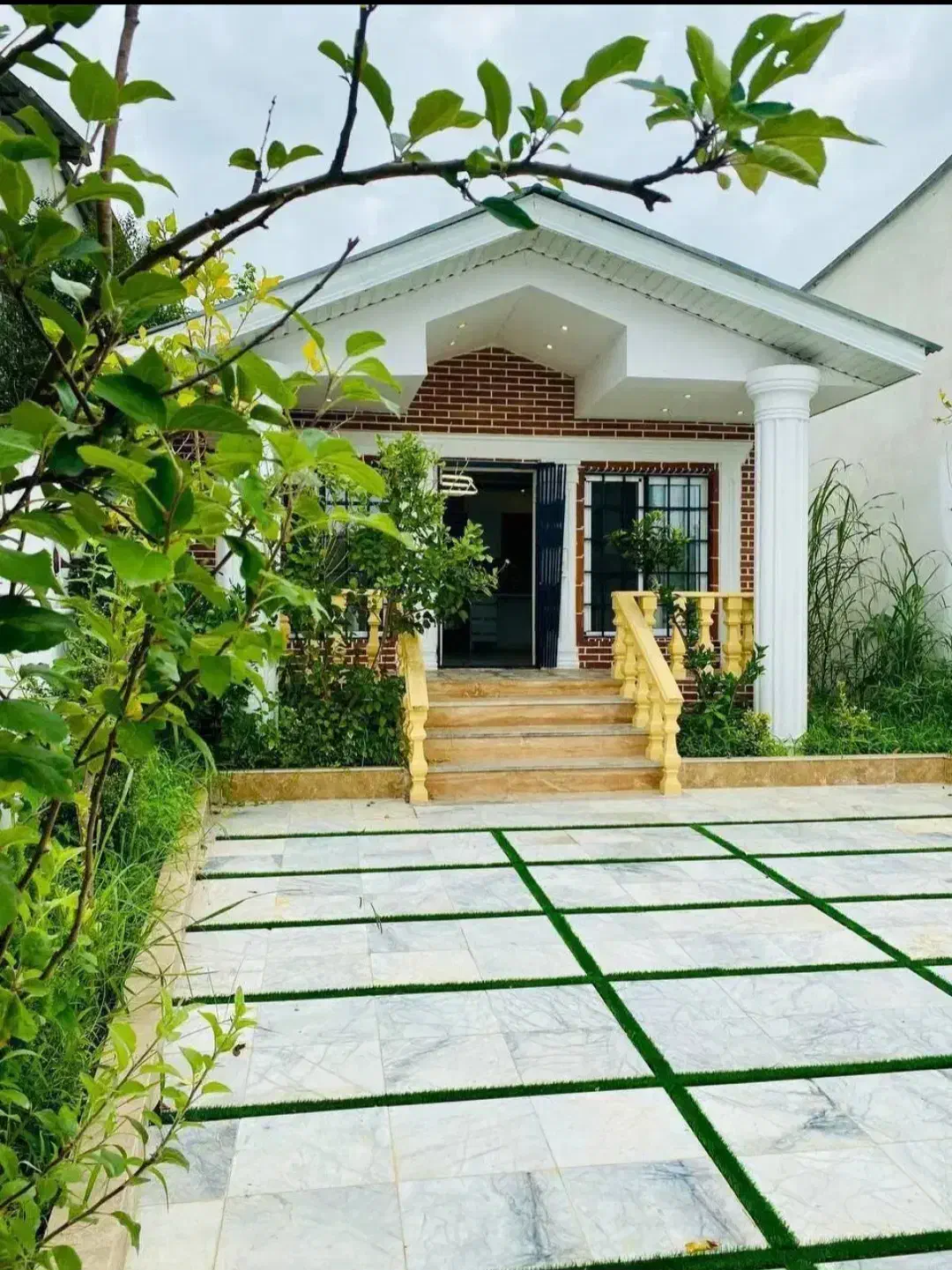 ویلا باغ سرسبز سنددار منطقه برند/اقساطی/معاوضه/|فروش خانه و ویلا|چمستان, |دیوار