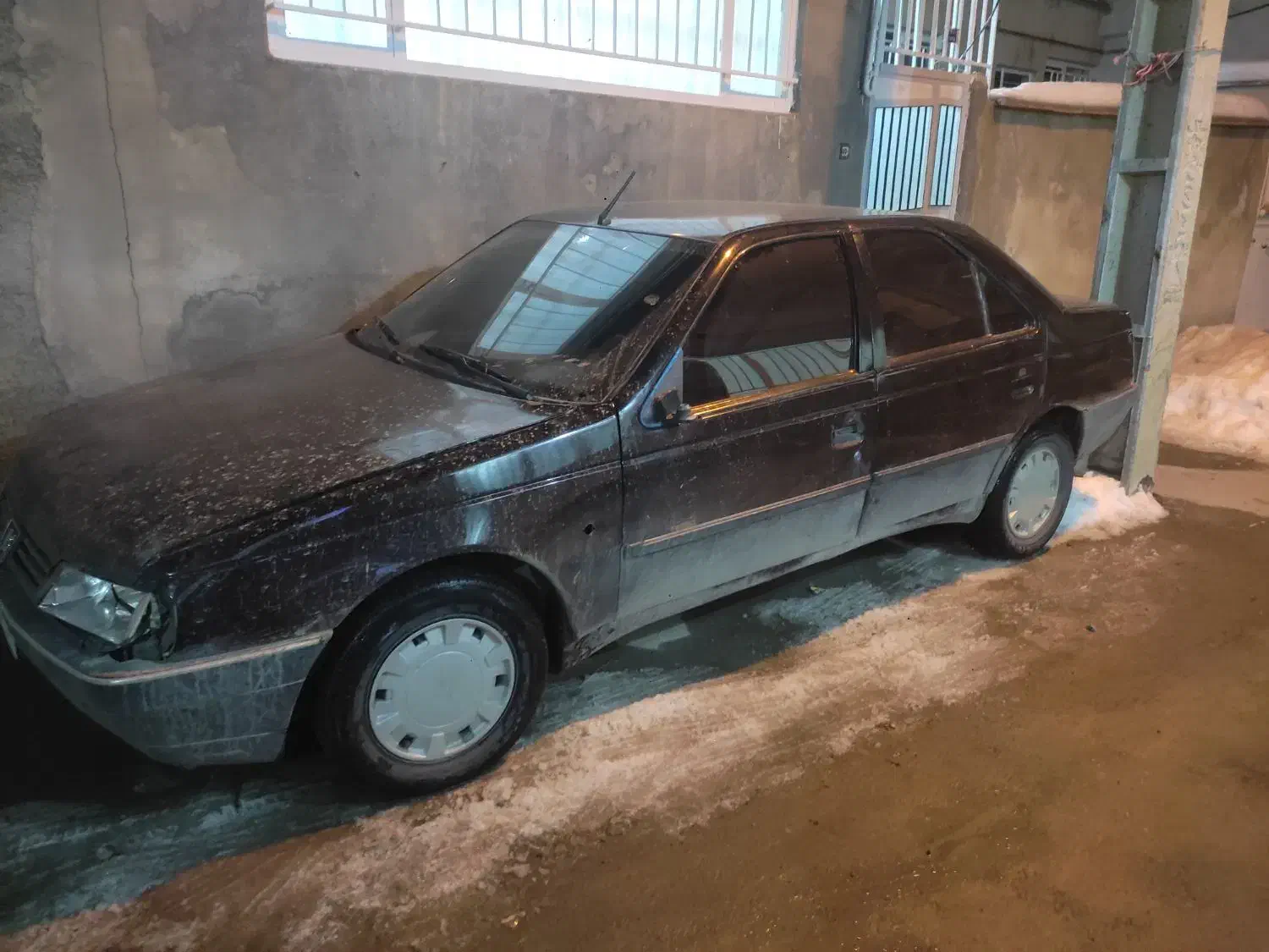 پژو۴۰۵ مدل ۸۳|خودرو سواری و وانت|مریوان, |دیوار