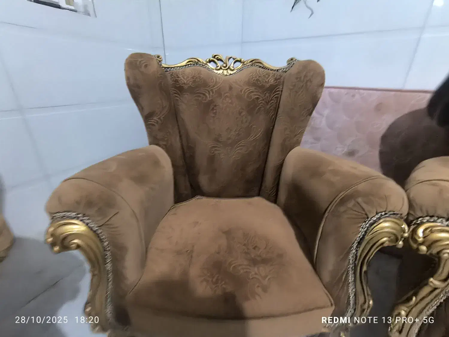 مبل ۸نفره کاملا سالم تمیز بدون عیب وایراد|مبلمان خانگی و میز عسلی|شادگان, |دیوار