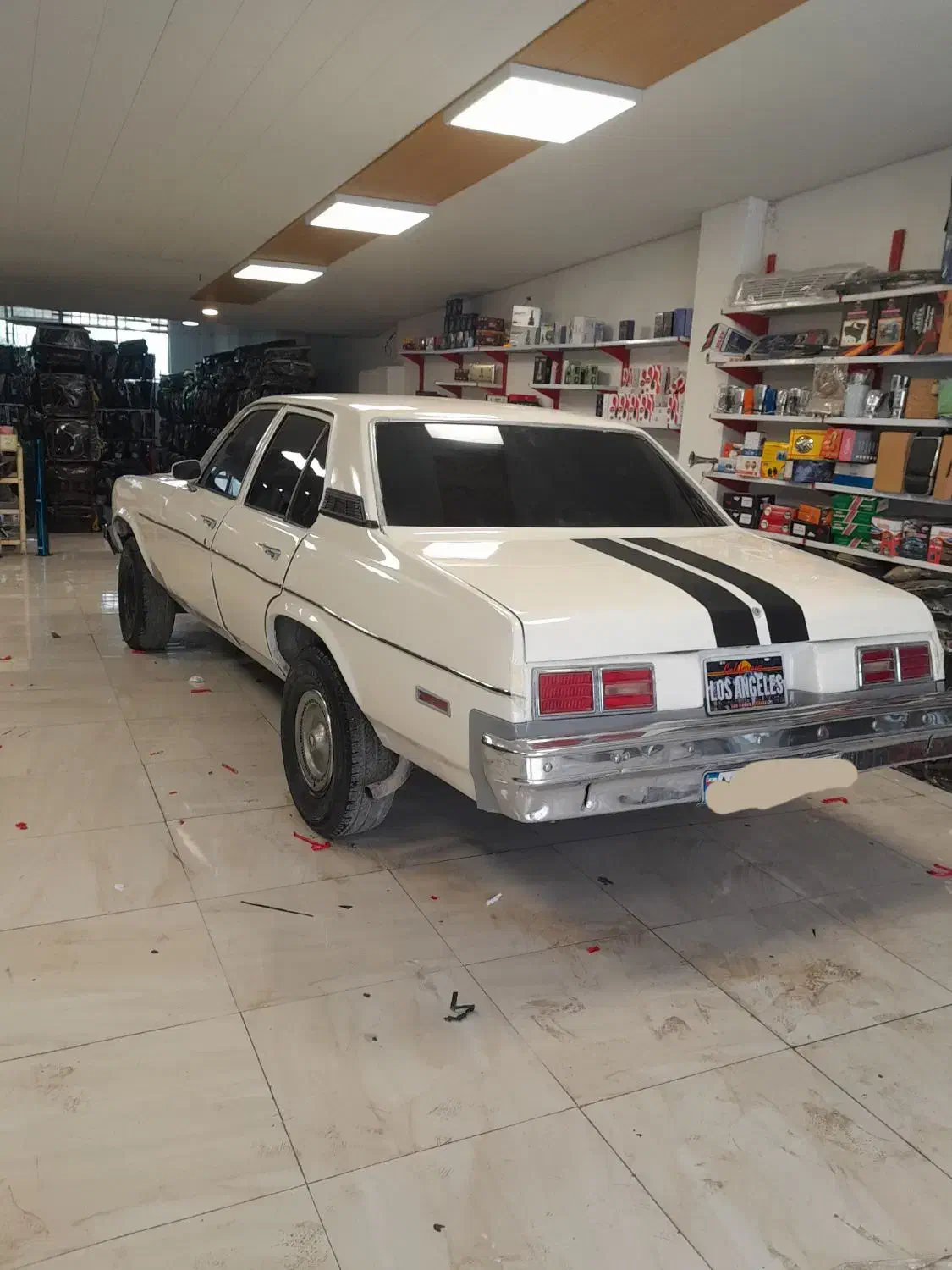 شورلت نوا مدل۶۵ اتوماتیک دنده فرمون ومعاوضه دارم|خودرو کلاسیک|آمل, |دیوار