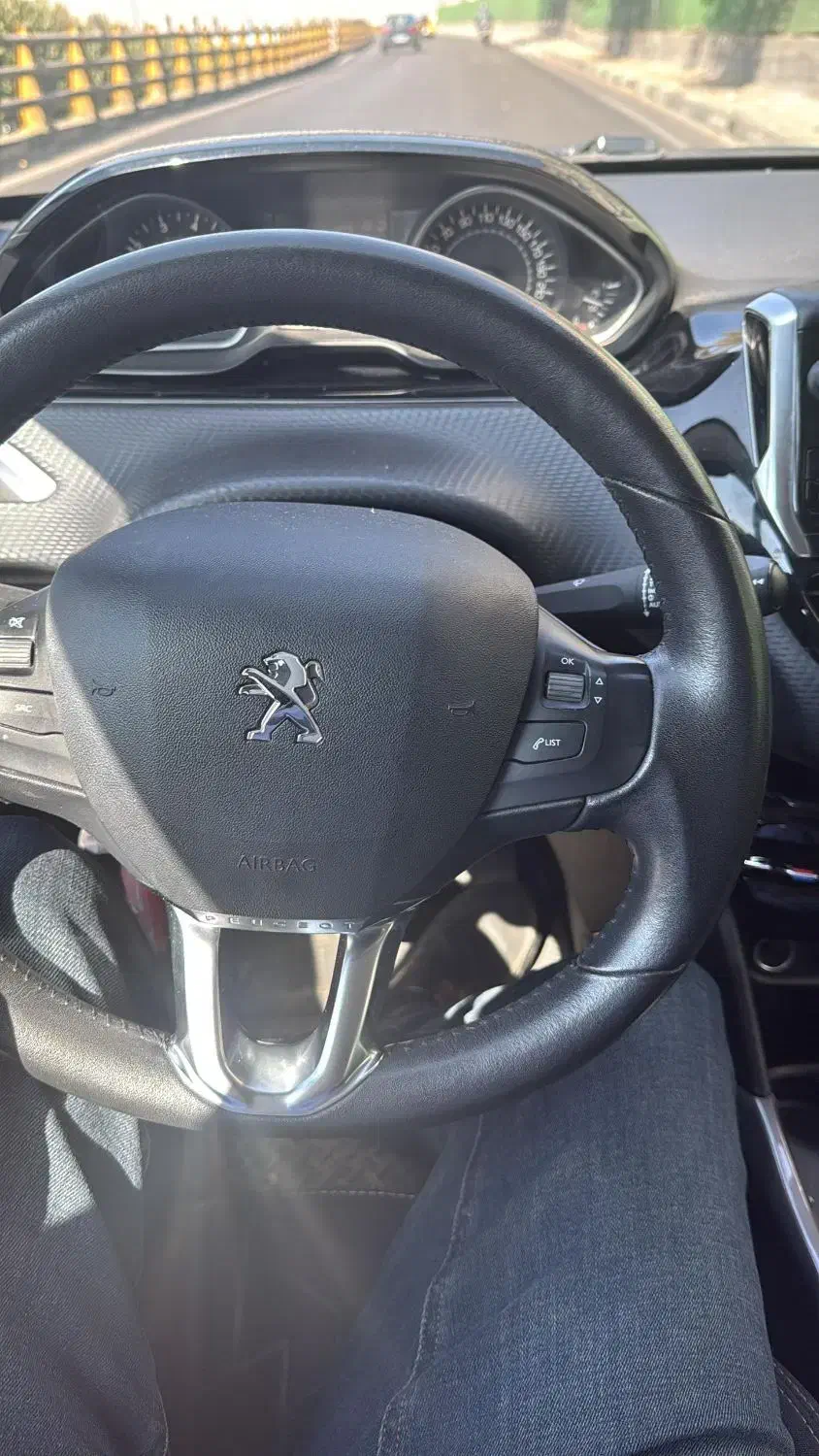 پژو ۲۰۰۸ مدل ۹۸|خودرو سواری و وانت|تهران, توحید|دیوار