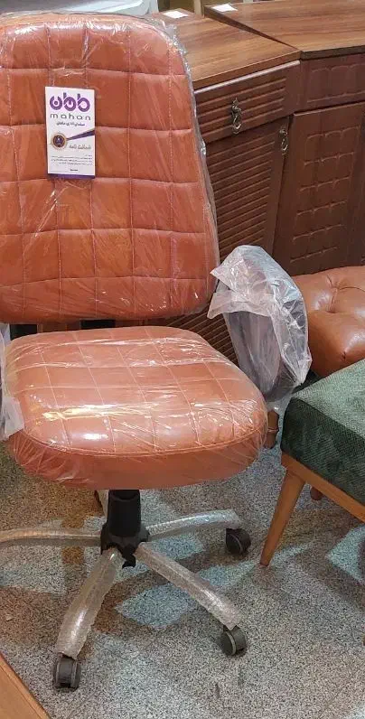 پاف و صندلی کامپیوتر|مبلمان اداری|همدان, |دیوار