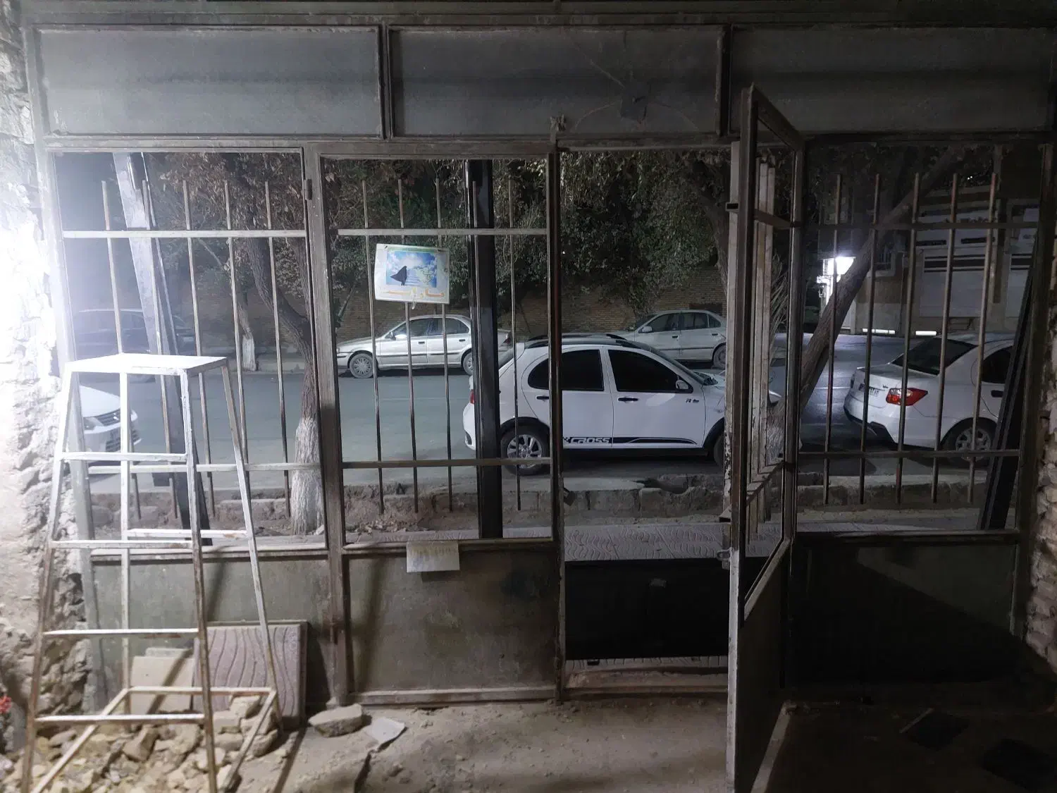 درب مغازه آماده انتقال|مصالح و تجهیزات ساختمان|اردکان, |دیوار