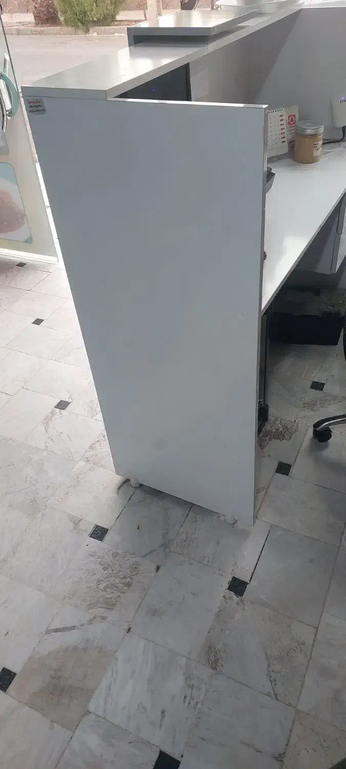 میز مدیریت یا کانتر|فروشگاه و مغازه|قم, پردیسان|دیوار