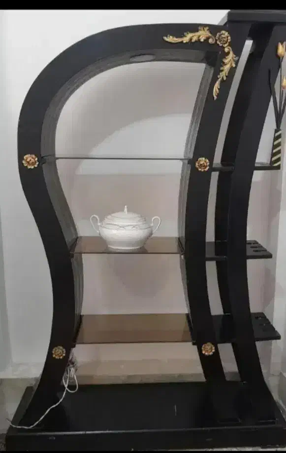 *استند چوبی چراغ دار*|بوفه، ویترین، کنسول|سبزوار, گلشن|دیوار