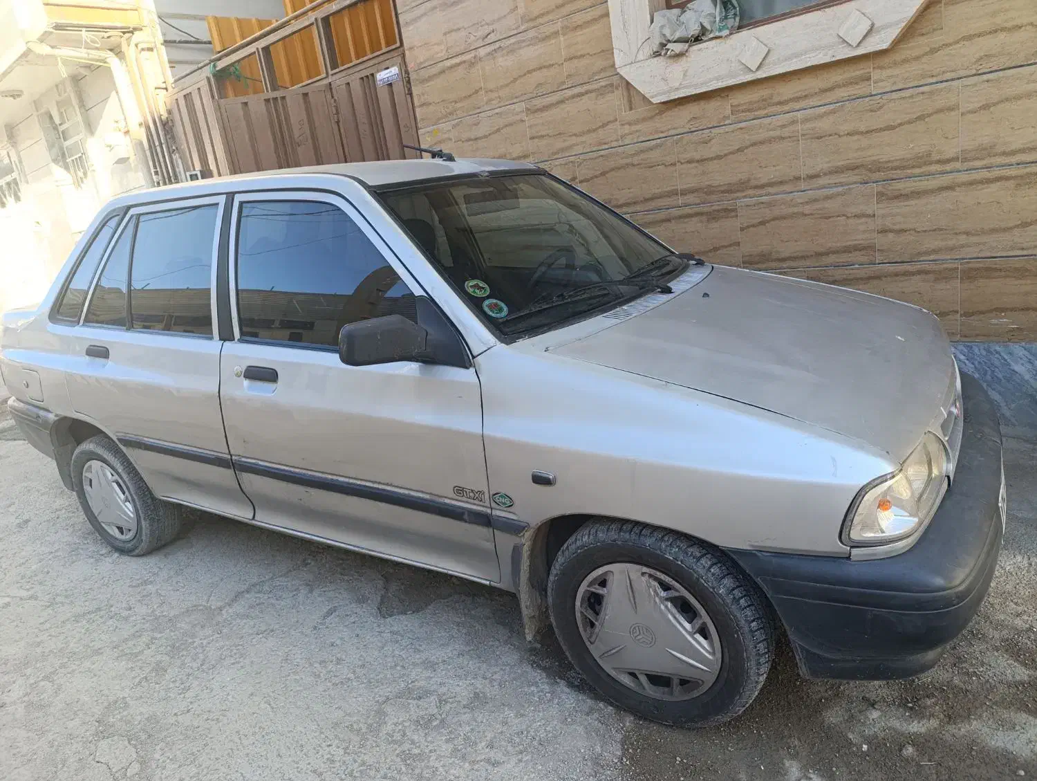 پراید مدل 86 دوگانه‌سوز|خودرو سواری و وانت|خرم‌آباد, |دیوار