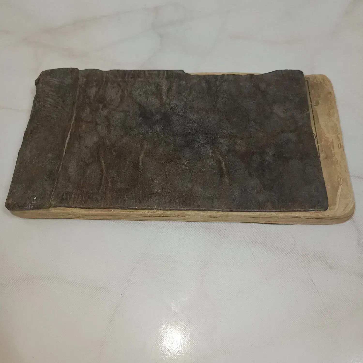 کتاب قدیمی عتیقه آنتیک|کلکسیون اشیاء عتیقه|تهران, سهروردی|دیوار