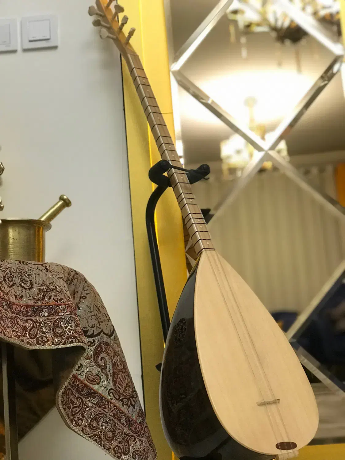 باغلاما در حد صفر|سازهای سنتی|تبریز, |دیوار