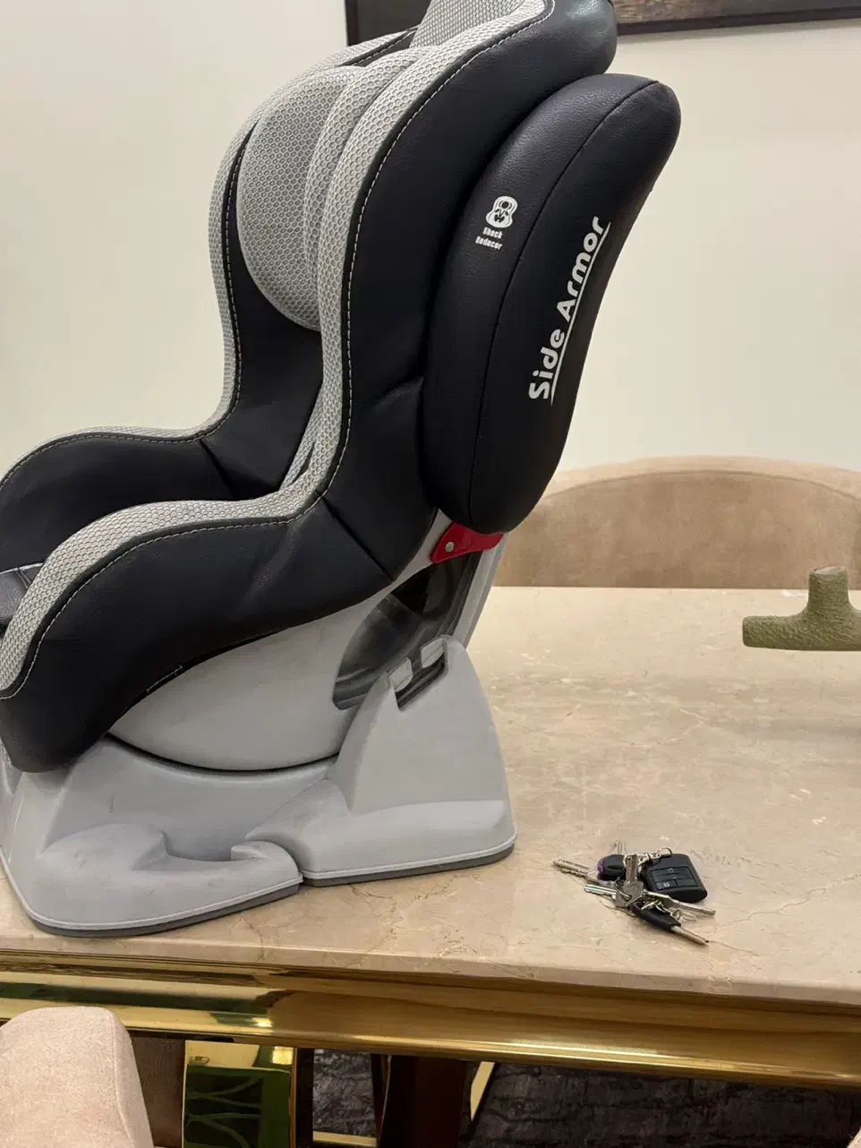 فروش صندلی کودک کاملا نو بدون خط و خش|تخت و صندلی بچه|فردیس, قریشی|دیوار