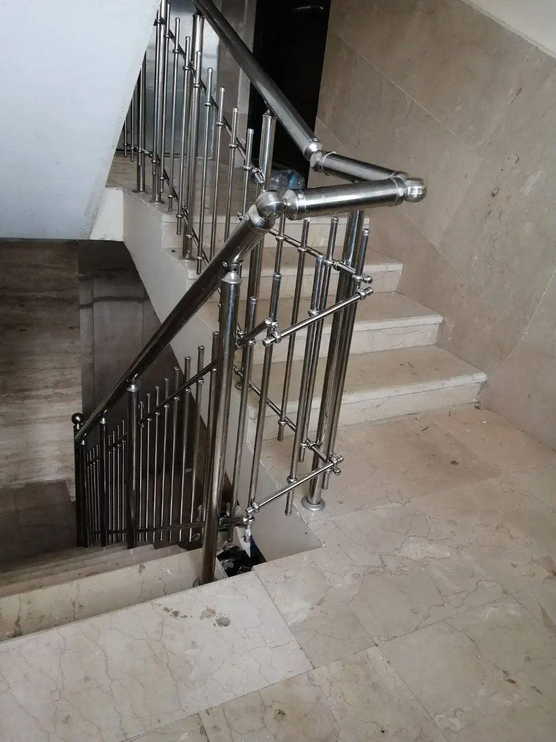 نصب و تعمیر نرده استیل پذیرفته میشه|خدمات پیشه و مهارت|چابهار, |دیوار