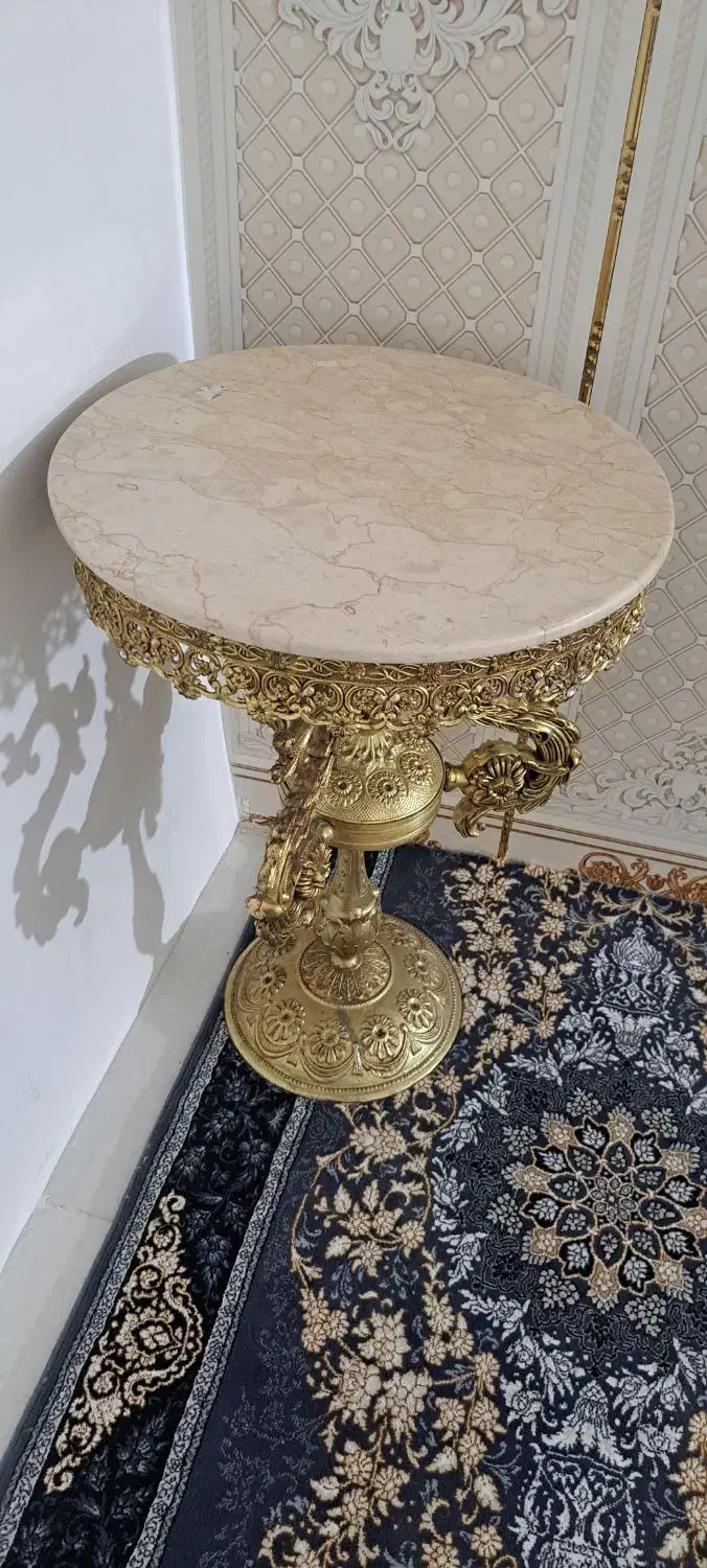 جانمازی سالم ودرحدنو|بوفه، ویترین، کنسول|خاش, |دیوار