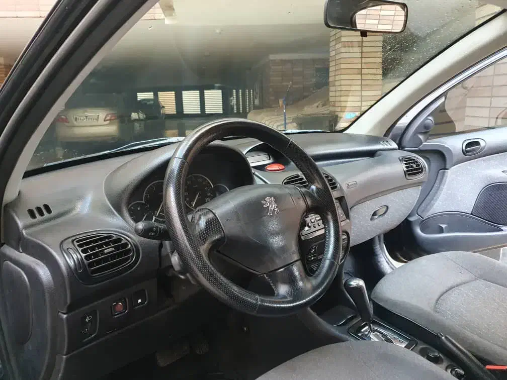 پژو ۲۰۶ تیپ ۶|خودرو سواری و وانت|اصفهان, باغ زرشک|دیوار