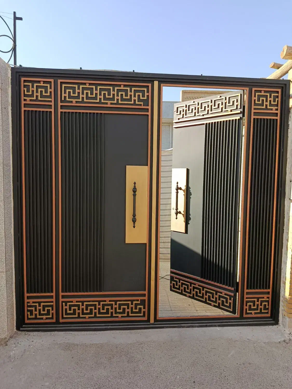 آهنگری و ساخت درب و پنجره فلزی|خدمات پیشه و مهارت|مهریز, |دیوار