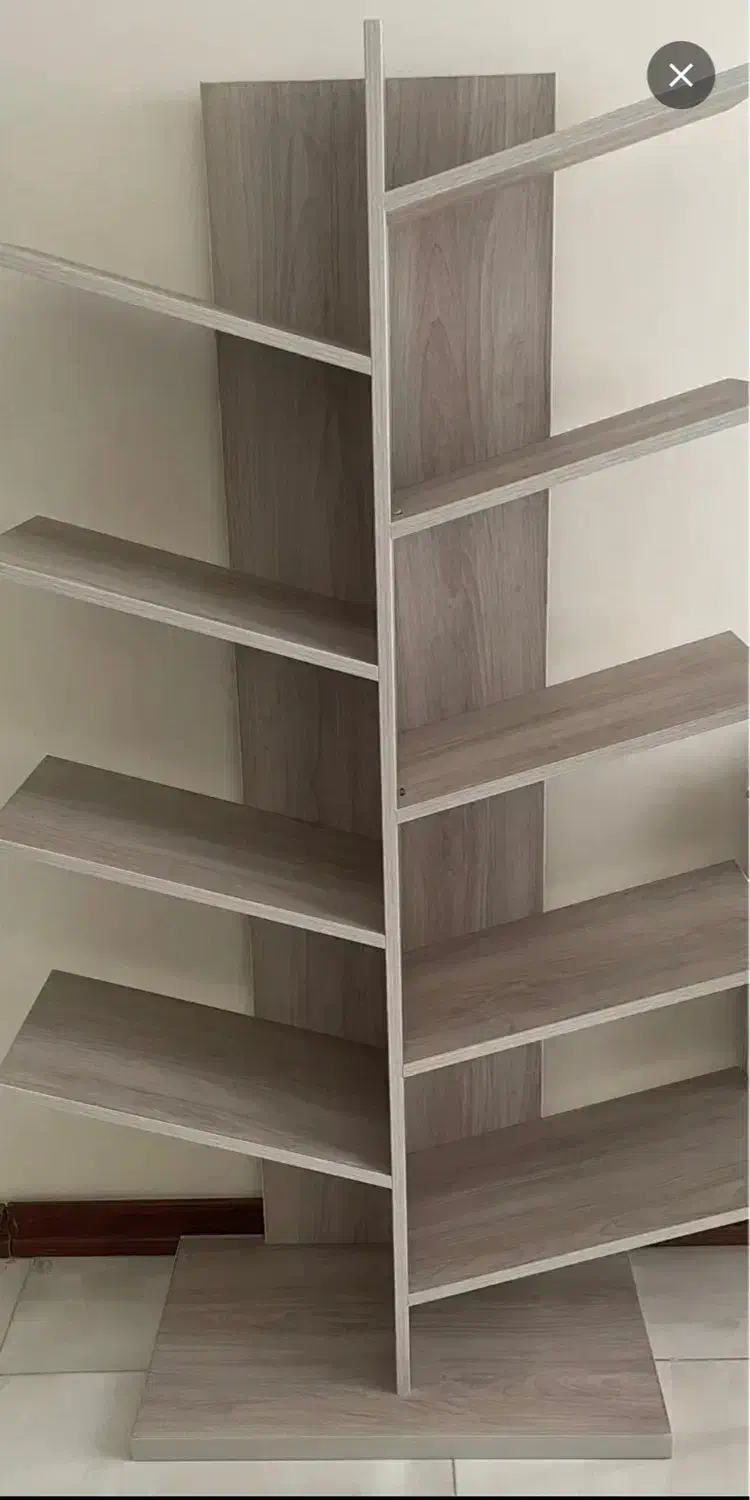 شلف در حد نو فقط ۱۷۰۰ تومان|کتابخانه، شلف، قفسههای دیواری|تهران, پرستار|دیوار