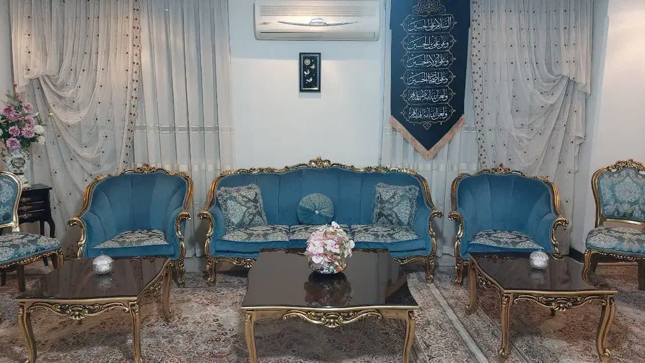 مبل ۷نفره با ۲ صندلی میزبان میز وسط ۲عدد عسلی|مبلمان خانگی و میز عسلی|تهران, بهار|دیوار