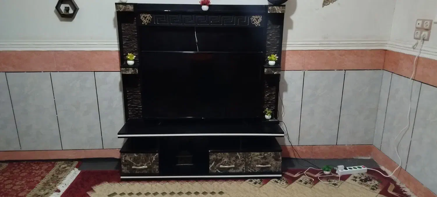 میز|میز تلویزیون|سراوان, |دیوار