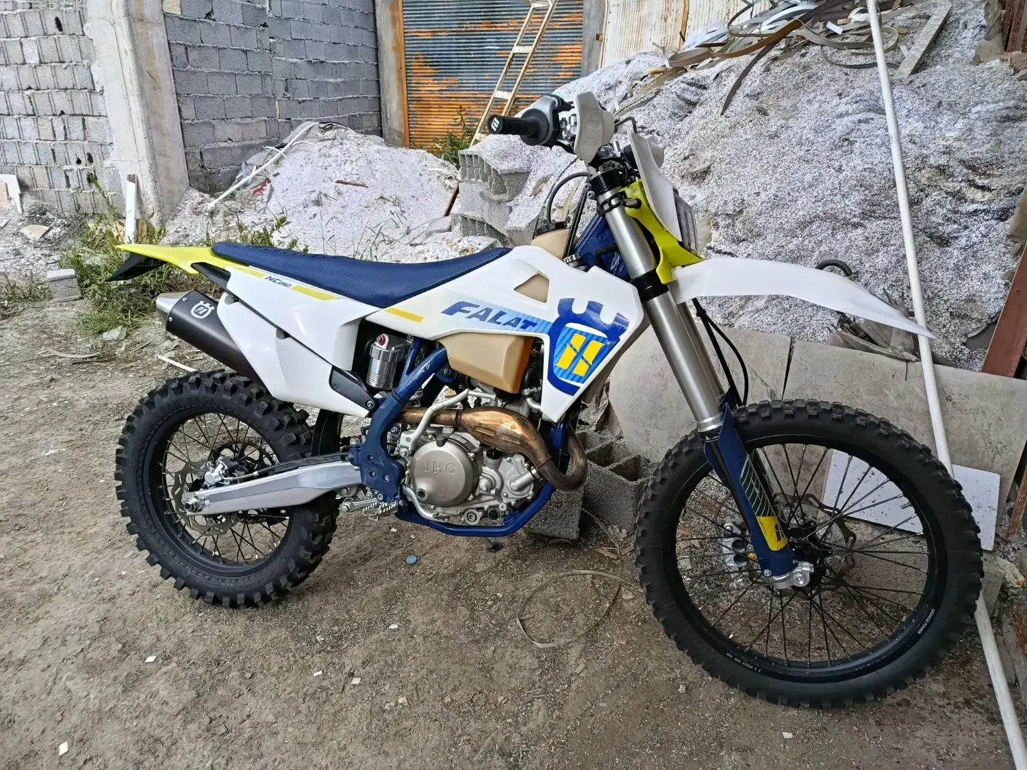 فروش موتور سیکلت طرح هاسکی|موتورسیکلت|تالش, هشتپر|دیوار