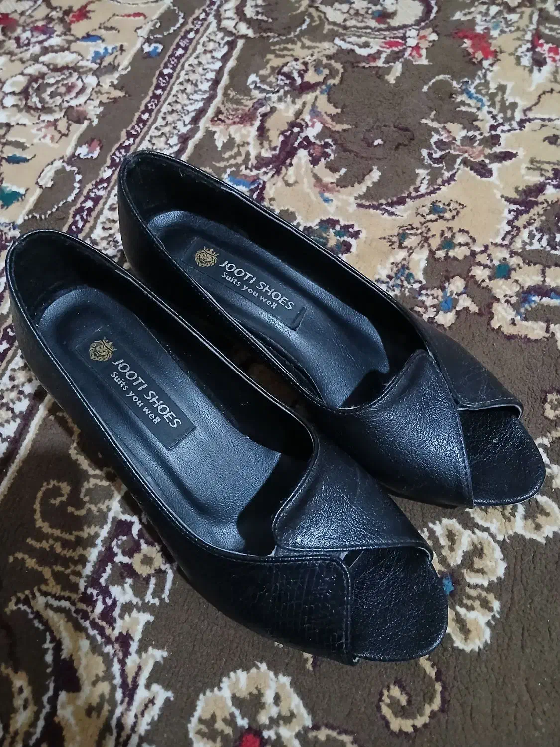 کفش|کیف، کفش، کمربند|دهدشت, |دیوار