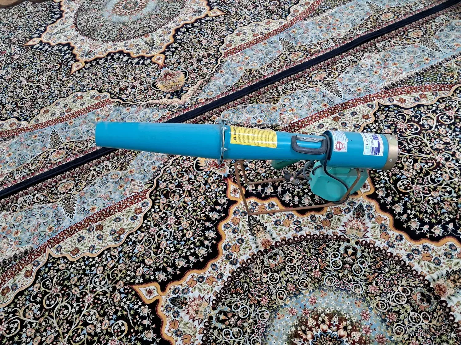 کلاغ پران|ماشینآلات صنعتی|رشت, توشیبا|دیوار