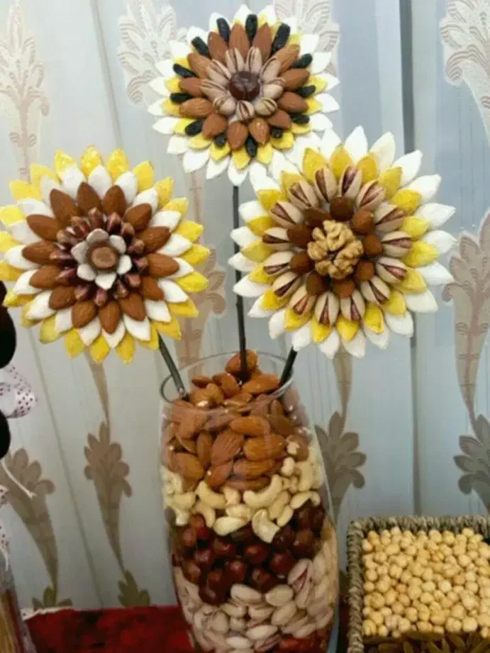 تزئینات شب یلدا پذیرفته میشود|خدمات پذیرایی، مراسم|تربتحیدریه, ترمینال|دیوار