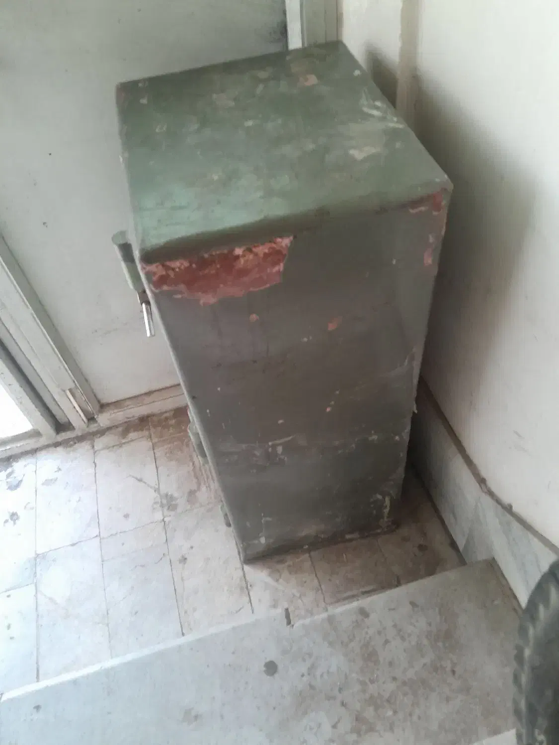 گاوصندوق|ابزارآلات|ابهر, |دیوار