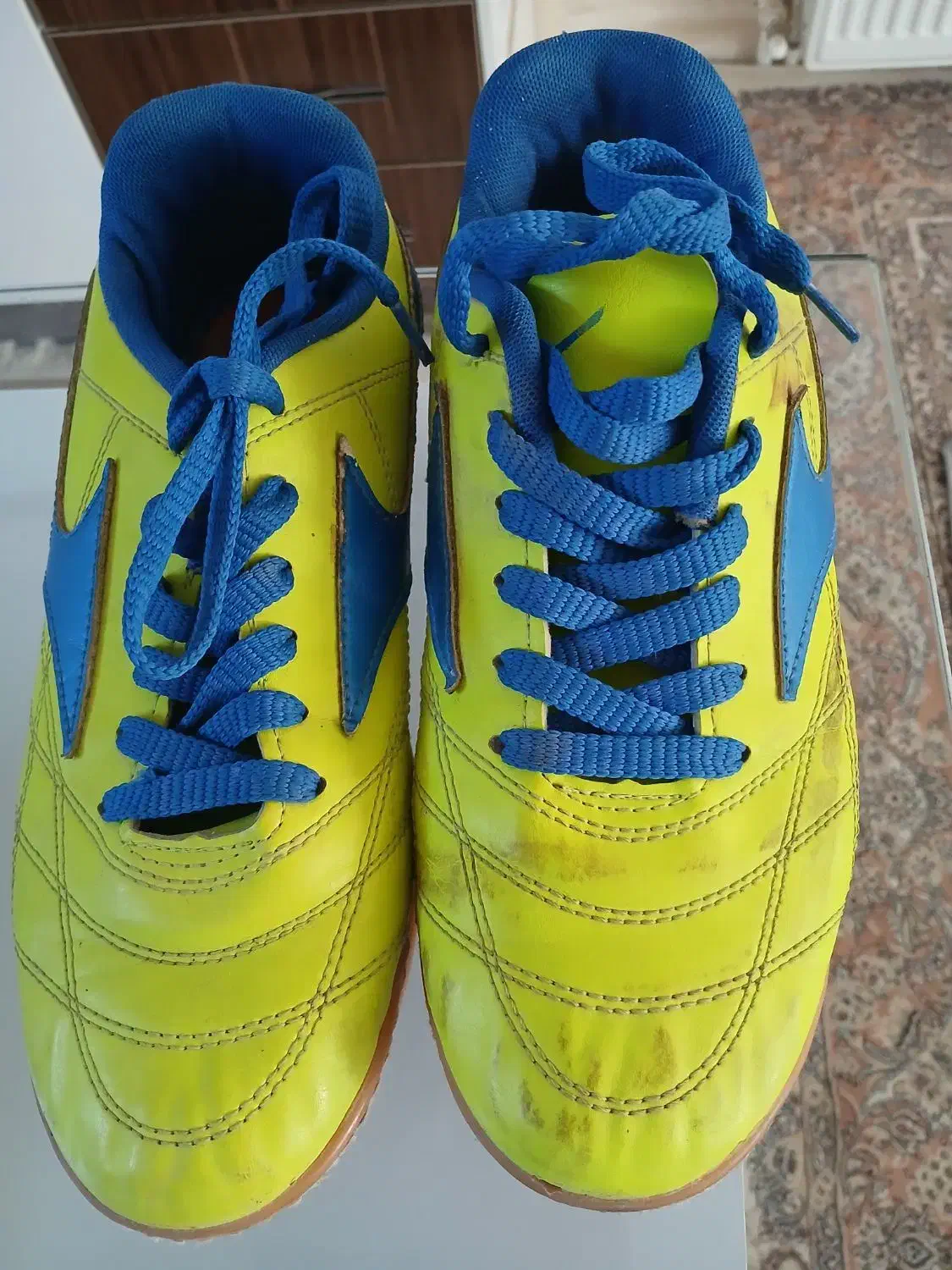 کفش سالن خیلی سالم سایز ۴۰ و کفش سفید  دخترانه|کیف، کفش، کمربند|گناباد, |دیوار