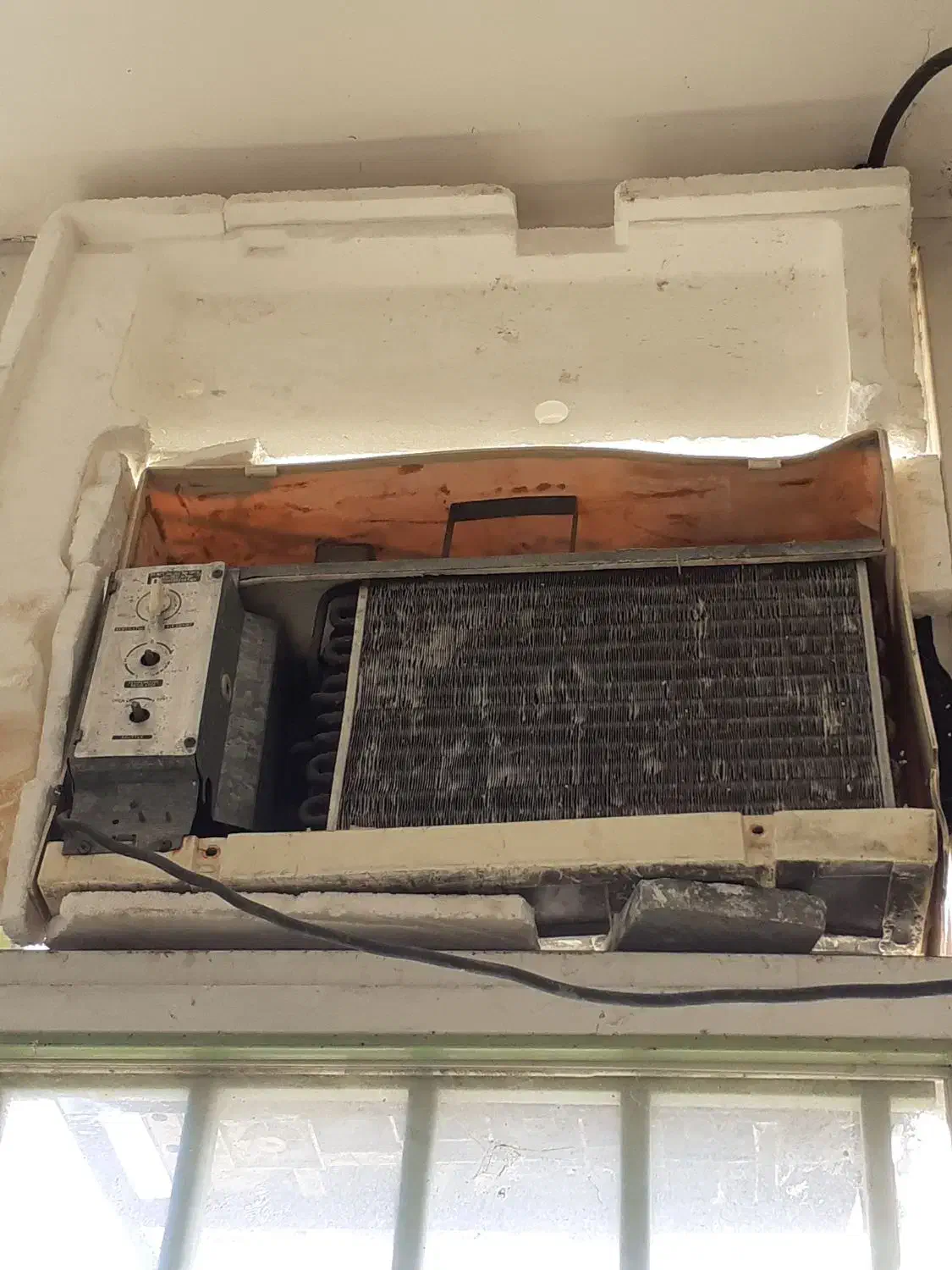 کولر پنجره ای|کولر گازی و فنکوئل|القجر, |دیوار