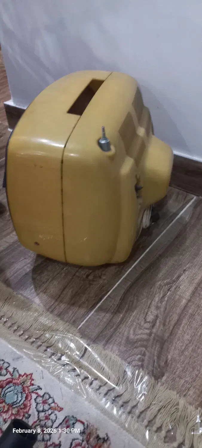 تلویزیون نوستالژی|تلویزیون و پروژکتور|لنگرود, |دیوار