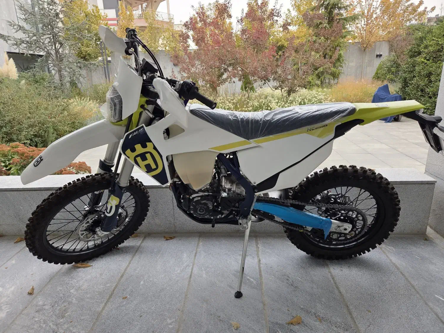 فلات طرح هاسکی nc250|موتورسیکلت|طرقبه, |دیوار