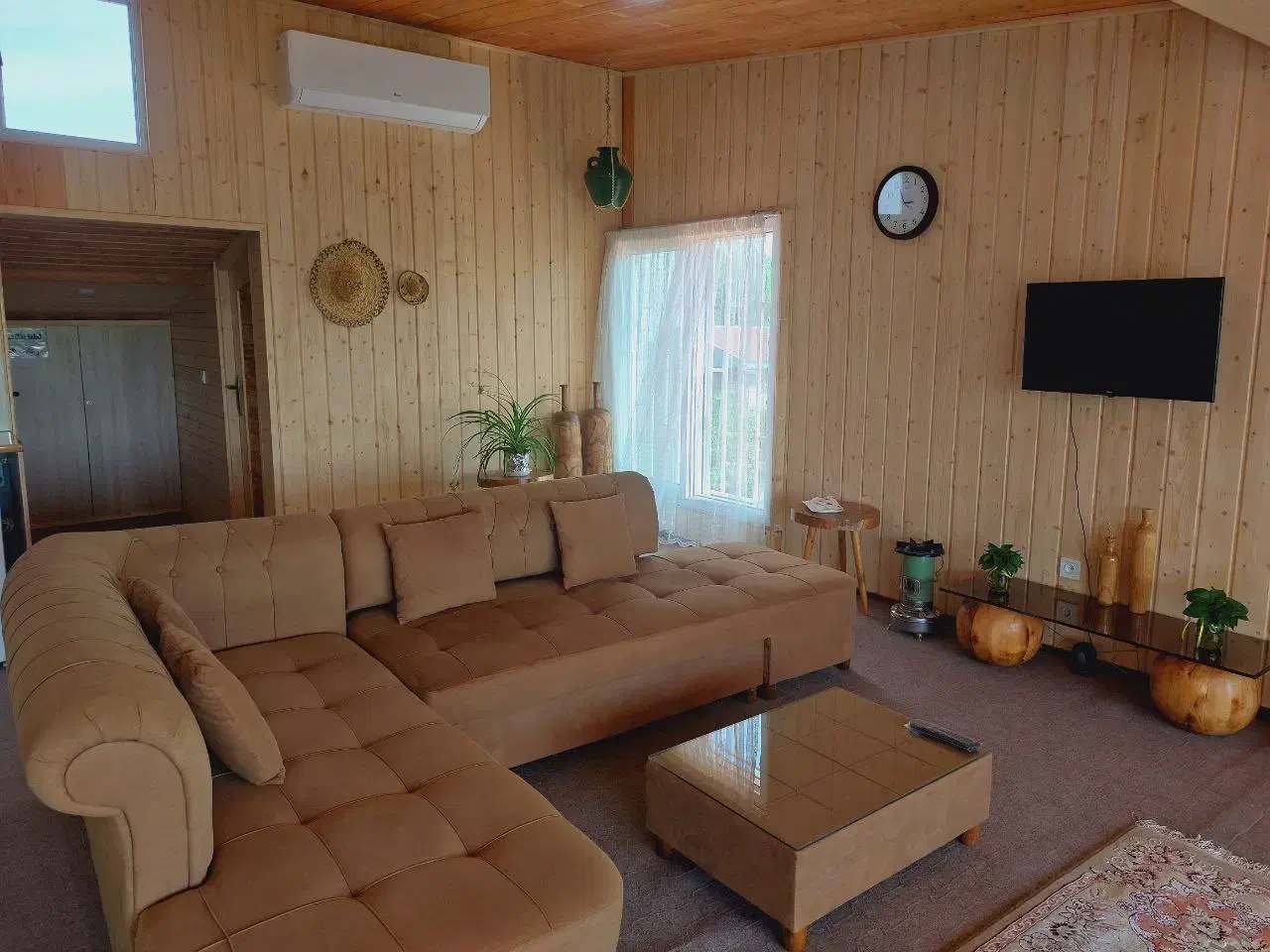 اجاره خانه روزانه، سوییت،ویلا، خانه چوبی|اجارهٔ کوتاه‌مدت آپارتمان و سوئیت|رشت, کوی حسینی|دیوار