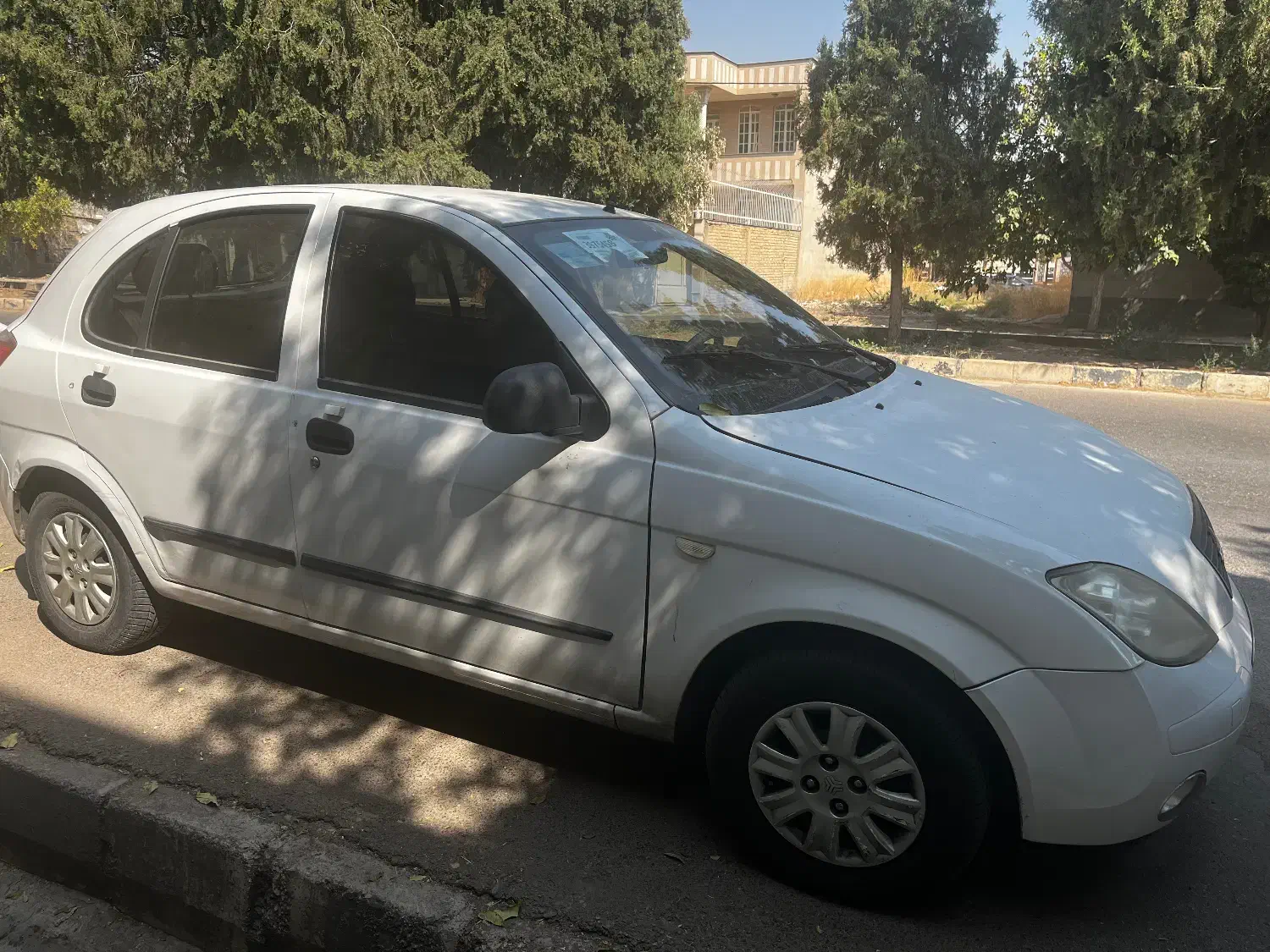 تیبا دو سفید مدل ۹۵|خودرو سواری و وانت|شیراز, شهرک مخابرات|دیوار