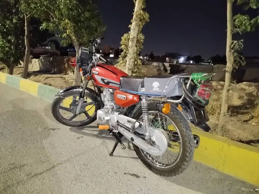 موتور هندا ۱۵۰ ساوین|موتورسیکلت|مشکیندشت, |دیوار