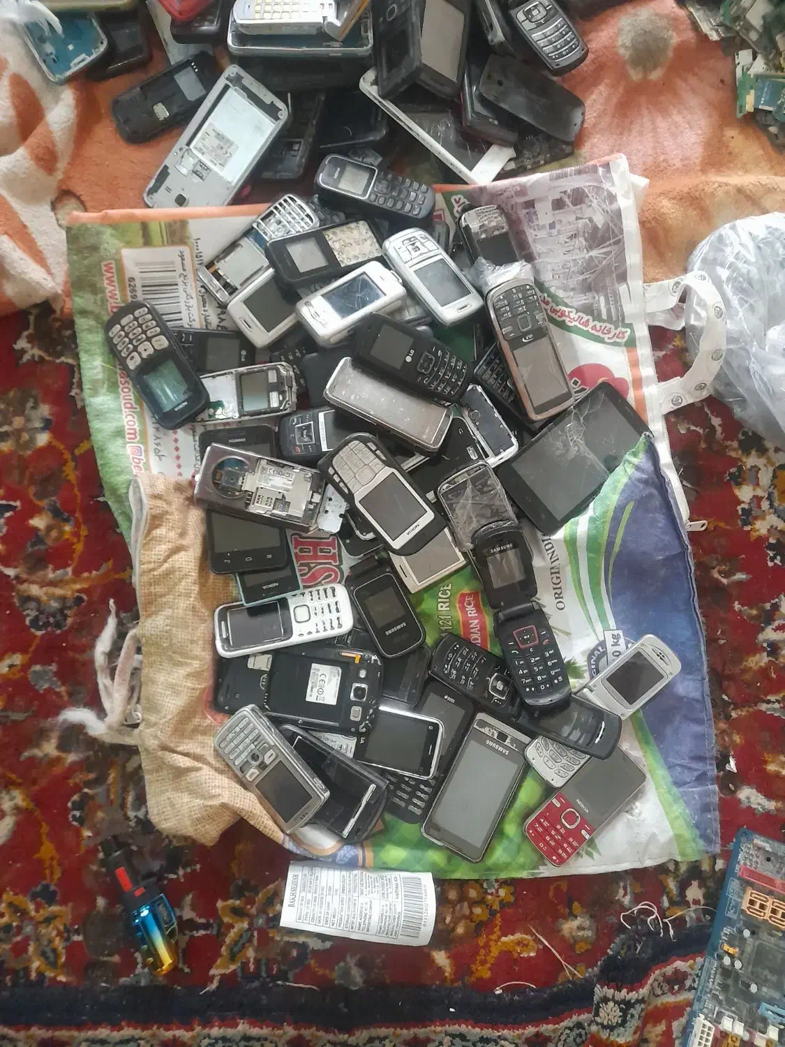 گوشی های قدیمی وخراب|موبایل|رفسنجان, |دیوار