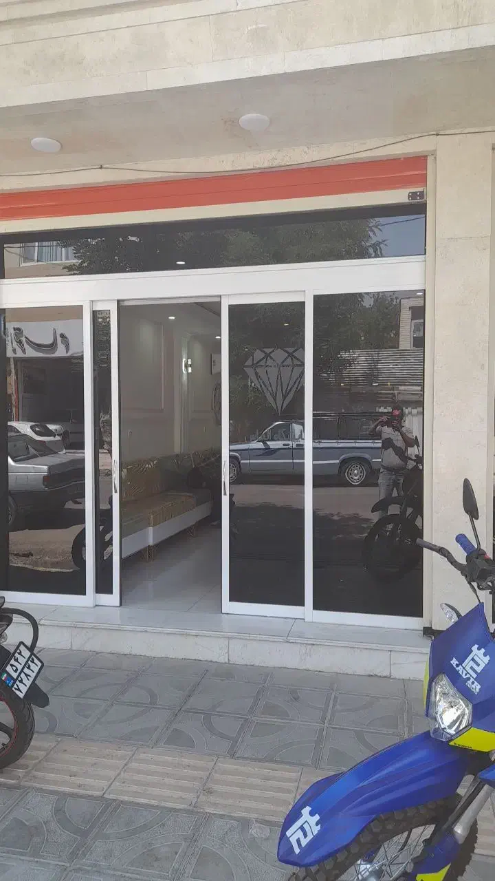 کرکره برقی وشیشه سکوریت|خدمات پیشه و مهارت|ازنا, |دیوار