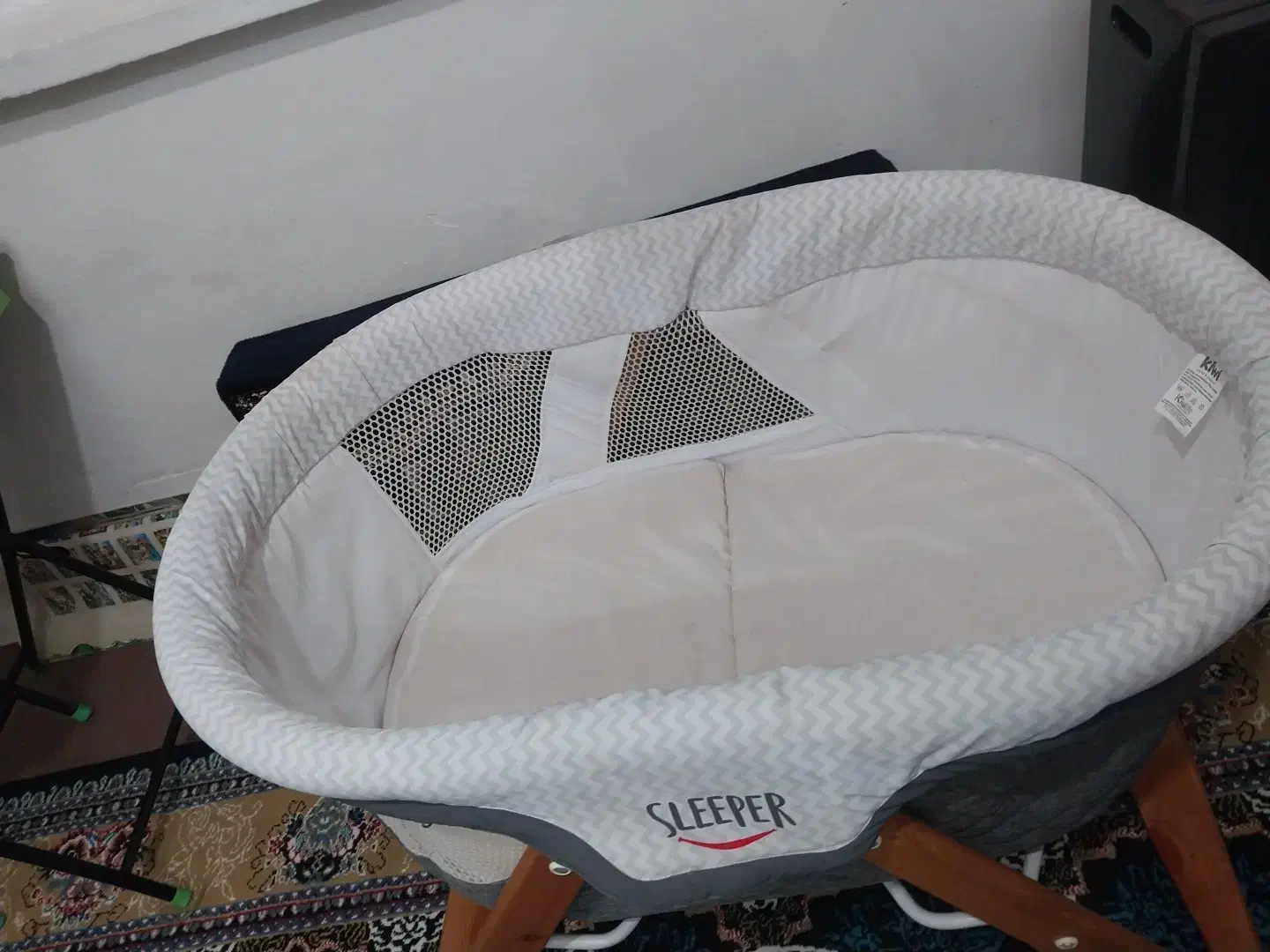 گهواره نوزاد کم کارکرده|تخت و سرویس خواب|رشت, یخسازی|دیوار