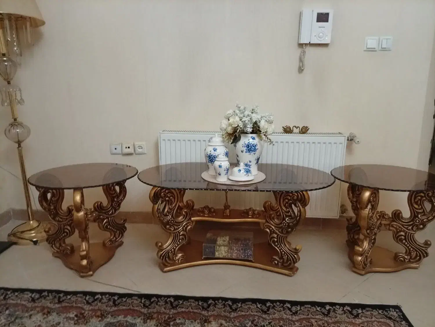 جلو مبلی و دو عدد عسلی|مبلمان خانگی و میز عسلی|ملارد, |دیوار