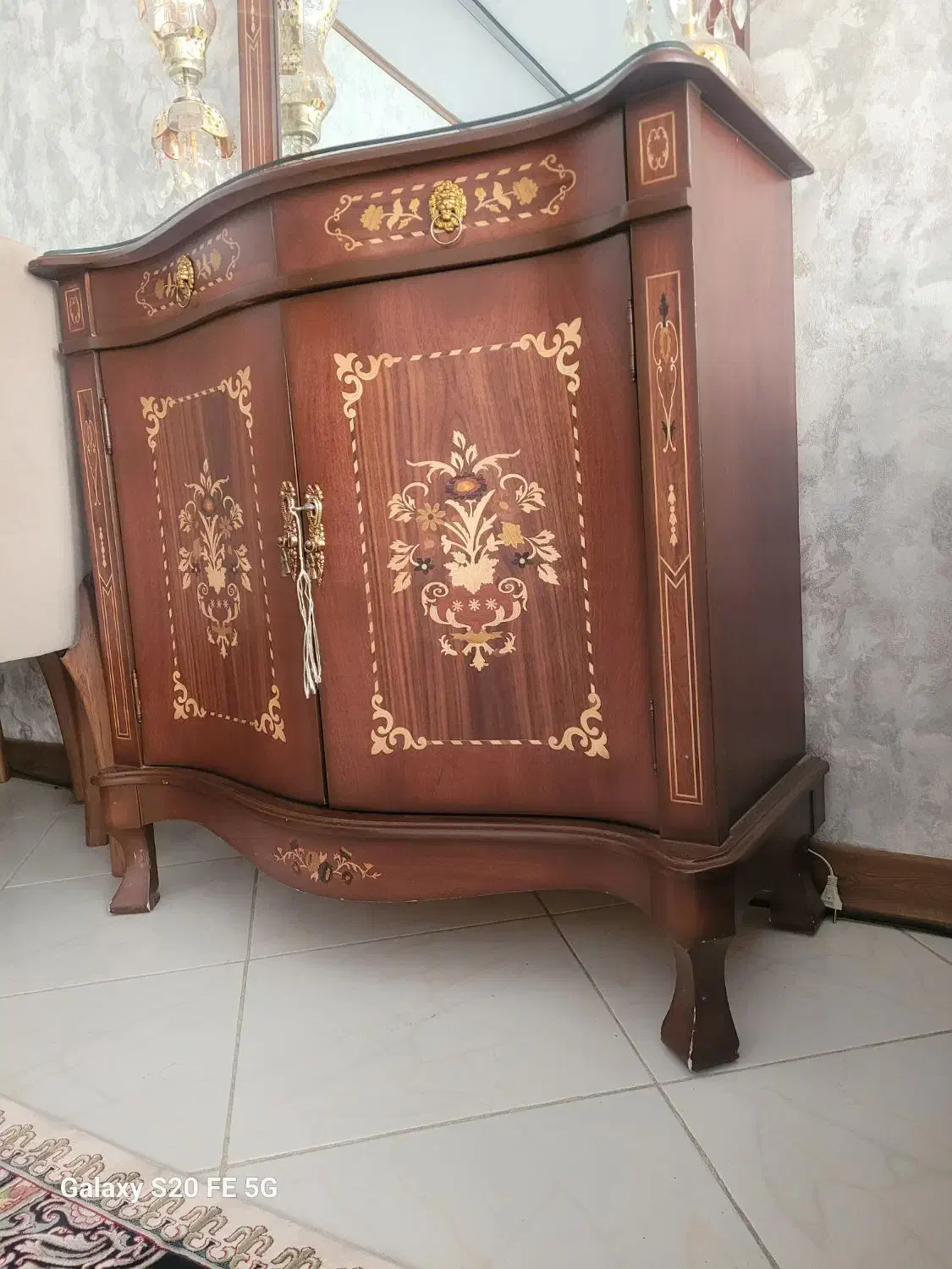 آینه کنسول و میز ناهارخوری|بوفه، ویترین، کنسول|پردیس, فاز ۴|دیوار