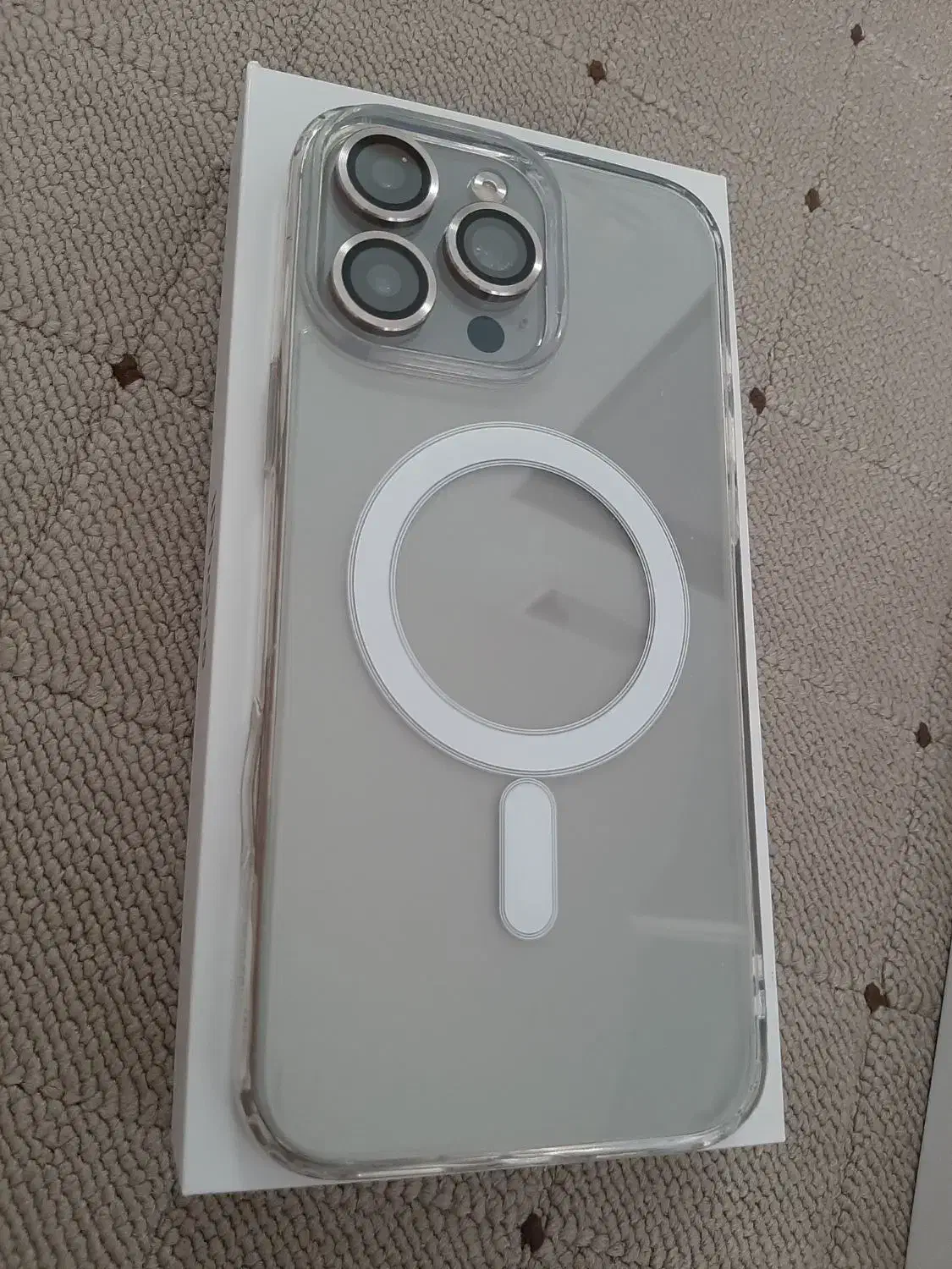 آیفون طرح ۱۶ پرومکس ۱ ترا|موبایل|قم, زنبیل آباد|دیوار