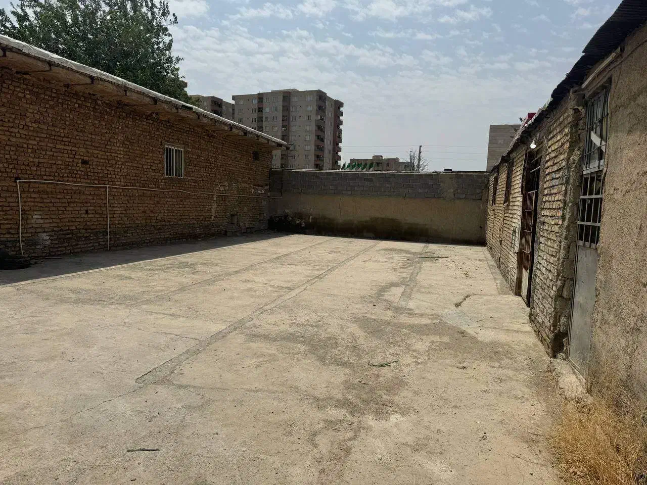 سالن برای کاربری صنعتی و انبار|اجارهٔ دفتر صنعتی، کشاورزی، تجاری|محمدشهر, محمدشهر|دیوار