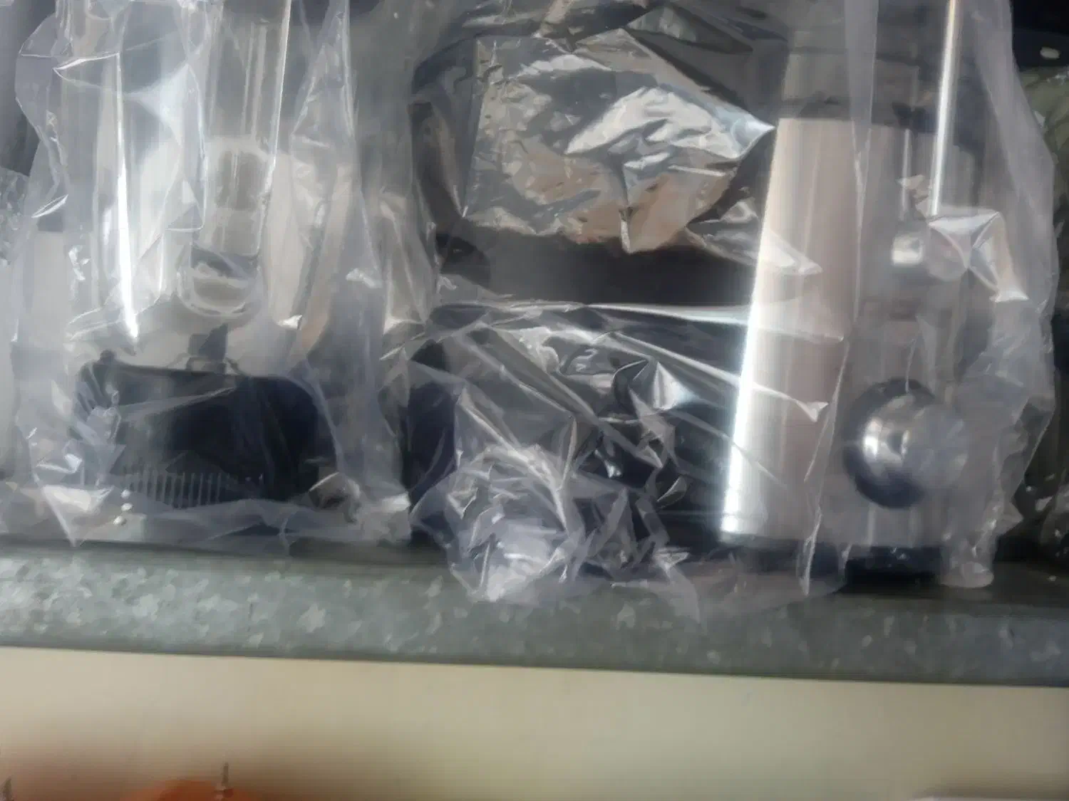 آبمیوه‌گیری سه کاره|آبمیوه‌گیر و آب‌مرکبات‌گیر|بیرجند, |دیوار