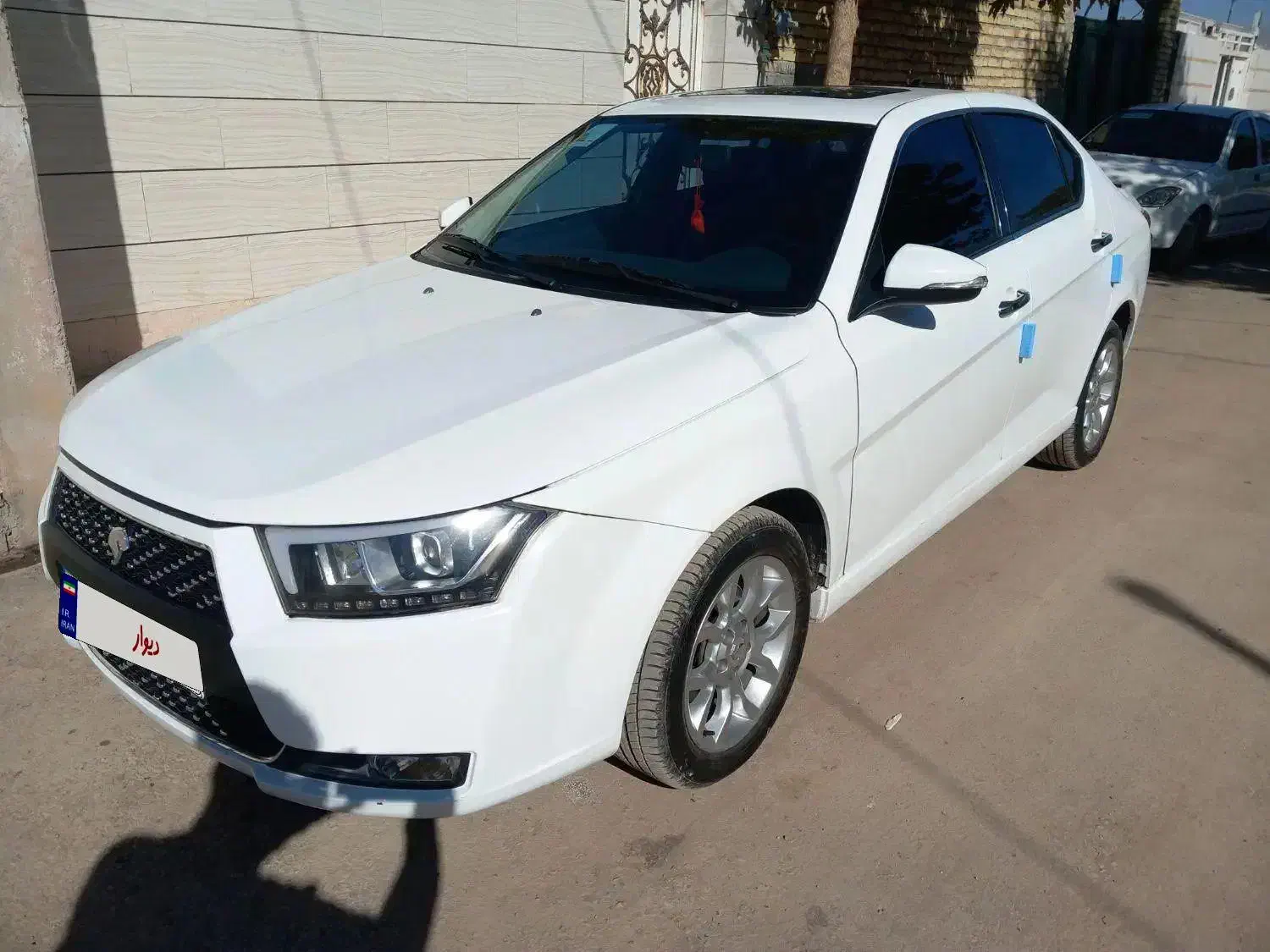 دنا پلاس توربو ۵ دنده|خودرو سواری و وانت|کوهدشت, |دیوار