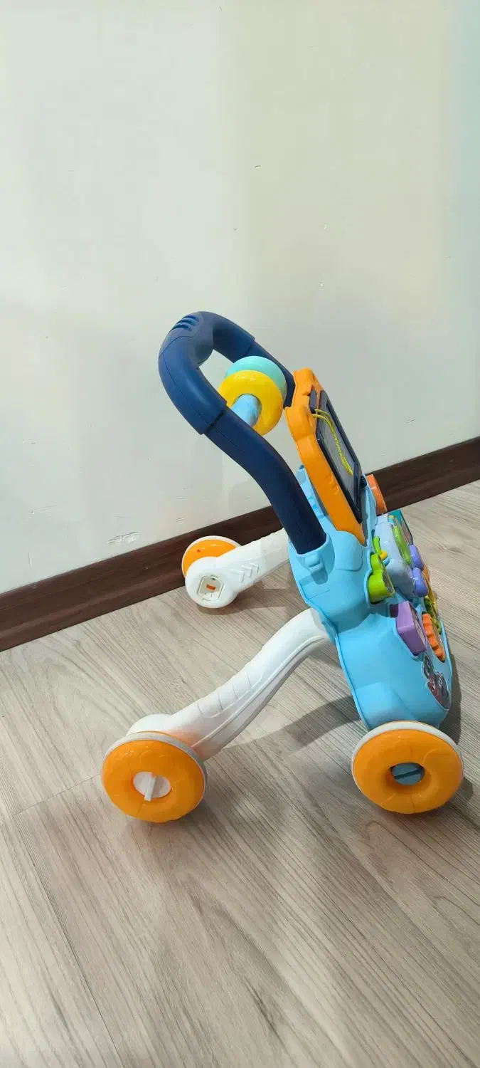 واکر هانگر|اسباب‌‌بازی|ری, دیلمان|دیوار