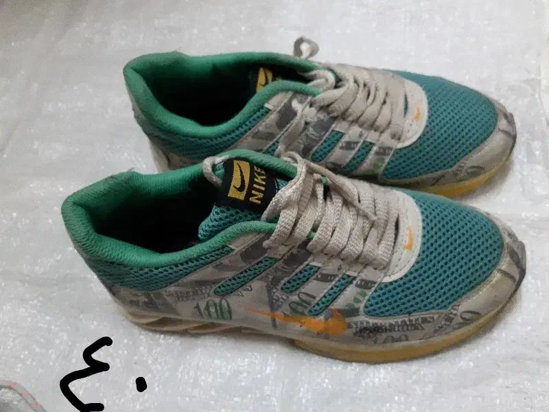 کفش|کیف، کفش، کمربند|قوچان, |دیوار