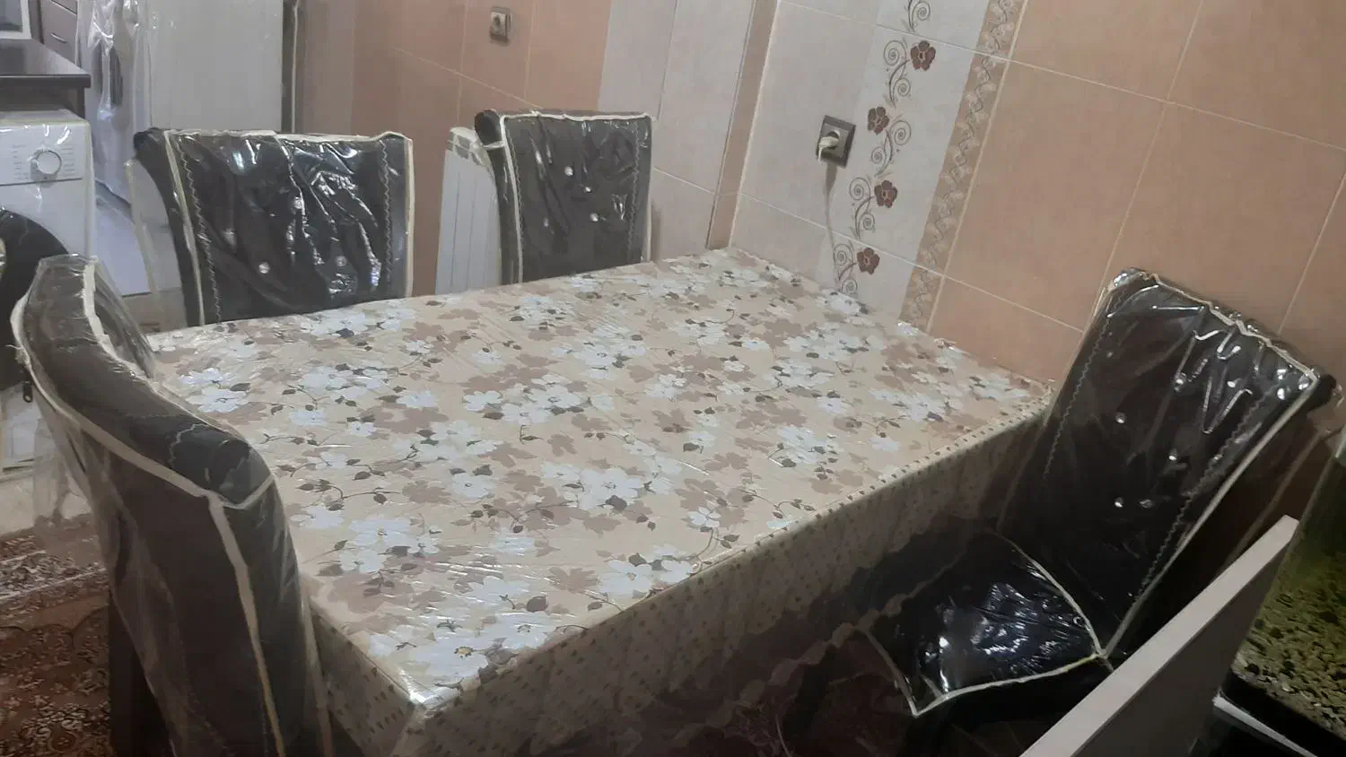 میز نهار خوری|میز و صندلی غذاخوری|سقز, |دیوار