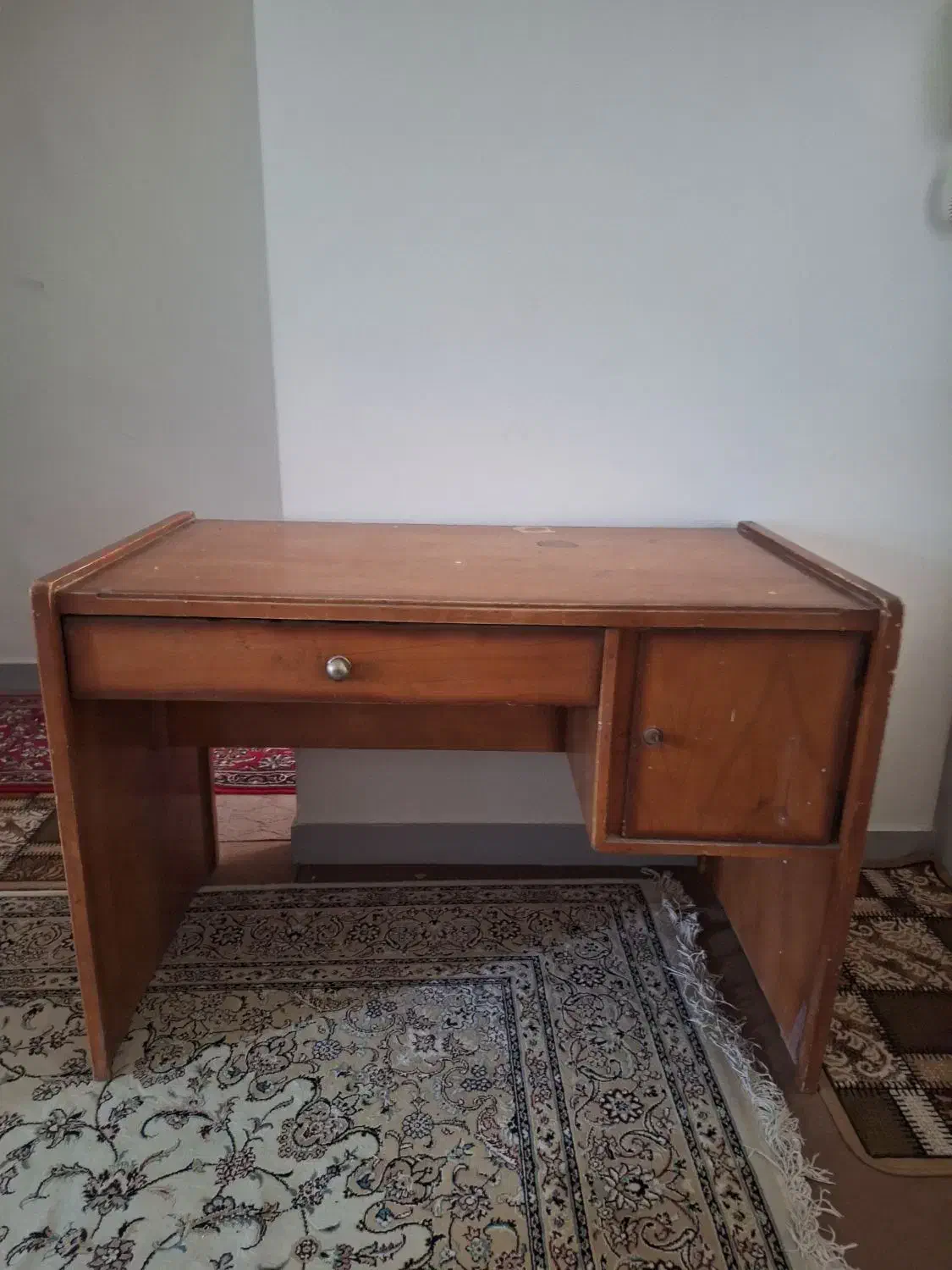 میز تحریر|میز تحریر و کامپیوتر|همدان, |دیوار