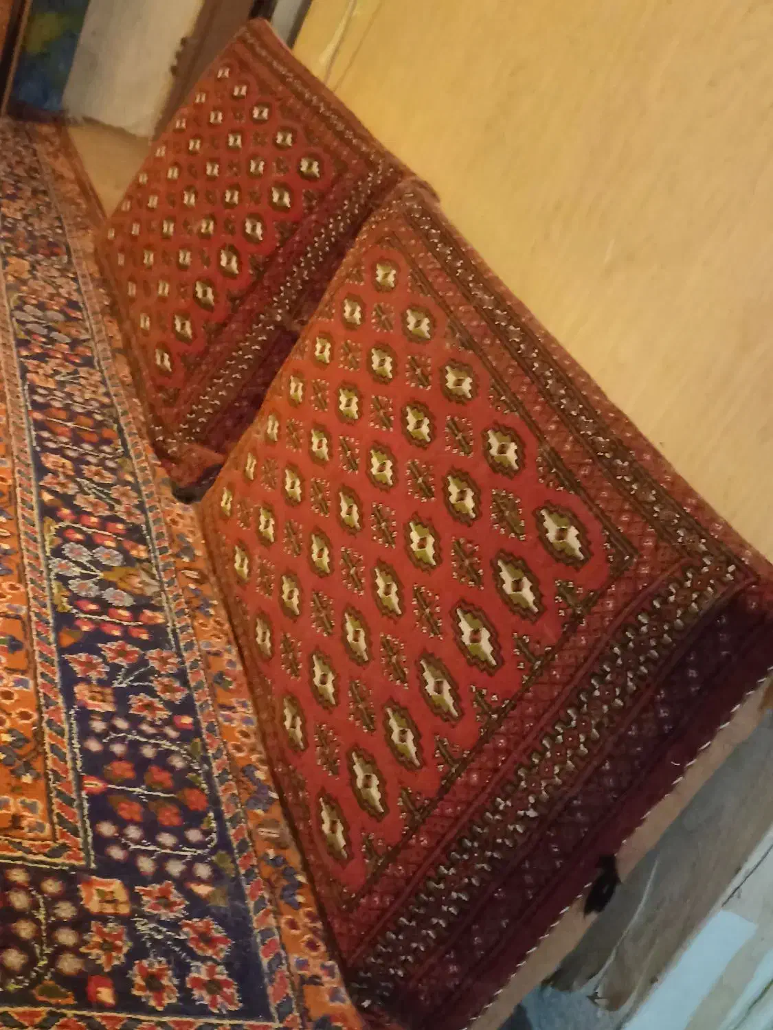 پشتی قالیچه ای مخده  دست‌باف|پشتی|اصفهان, نقش جهان|دیوار