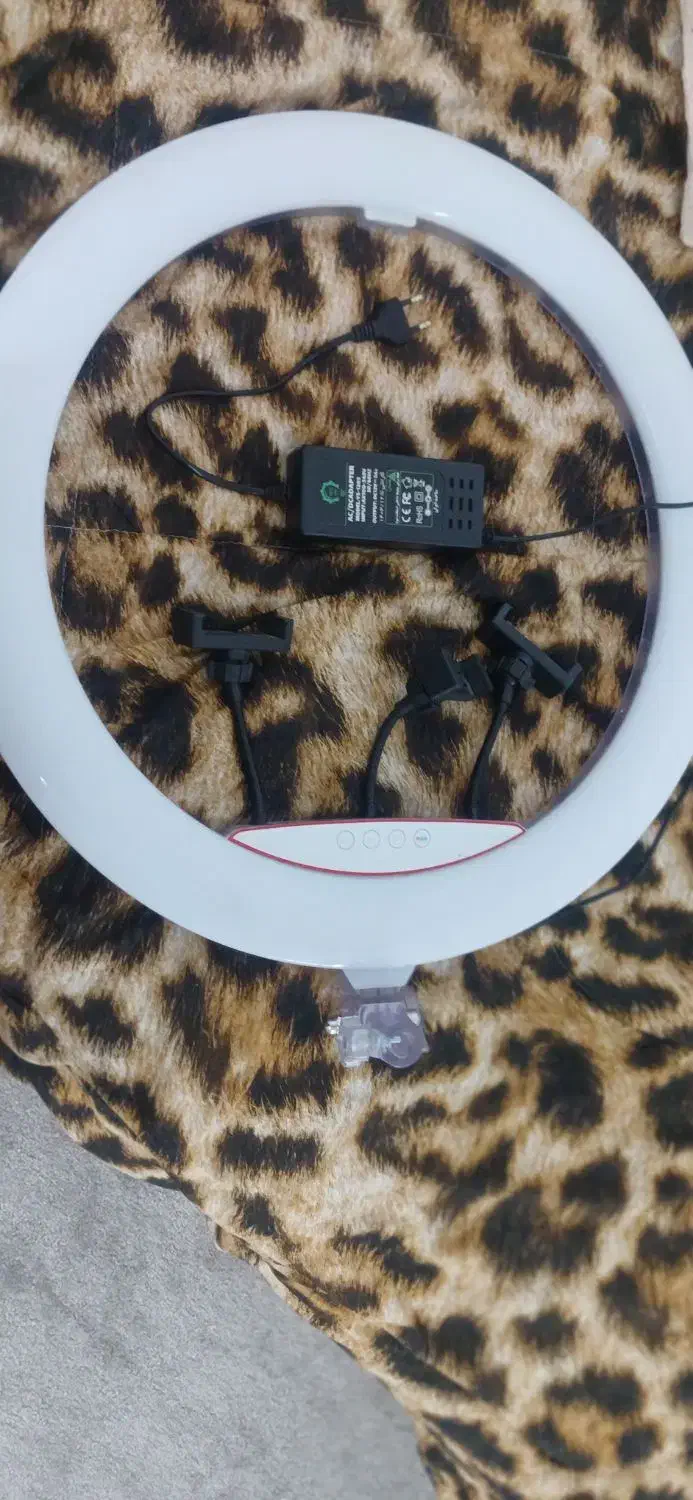 رینگ لایت|دوربین عکاسی و فیلمبرداری|نجفآباد, یزدانشهر|دیوار