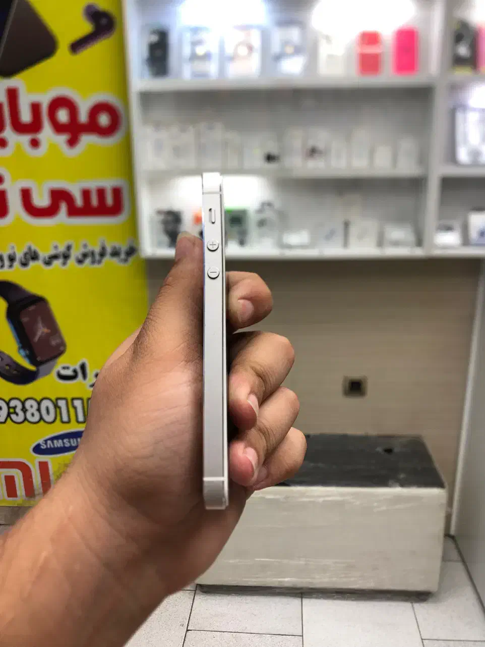 آیفون 5s 32g|موبایل|فردیس, فردیس|دیوار
