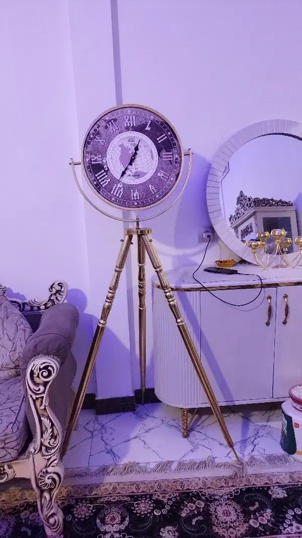 ساعت|ساعت دیواری و تزئینی|هشتگرد, هشتگرد قدیم|دیوار