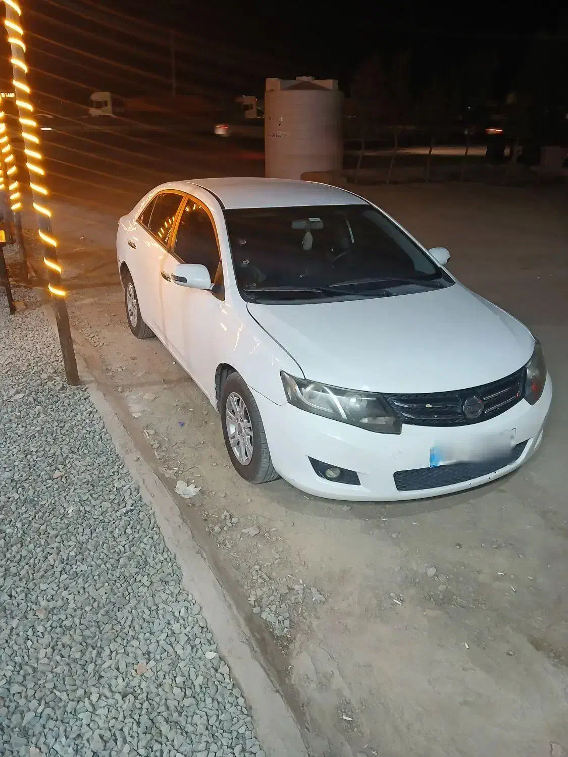 خودرو آرویو مدل ۹۴ سفید اتومات|خودرو سواری و وانت|اصفهان, لاله|دیوار